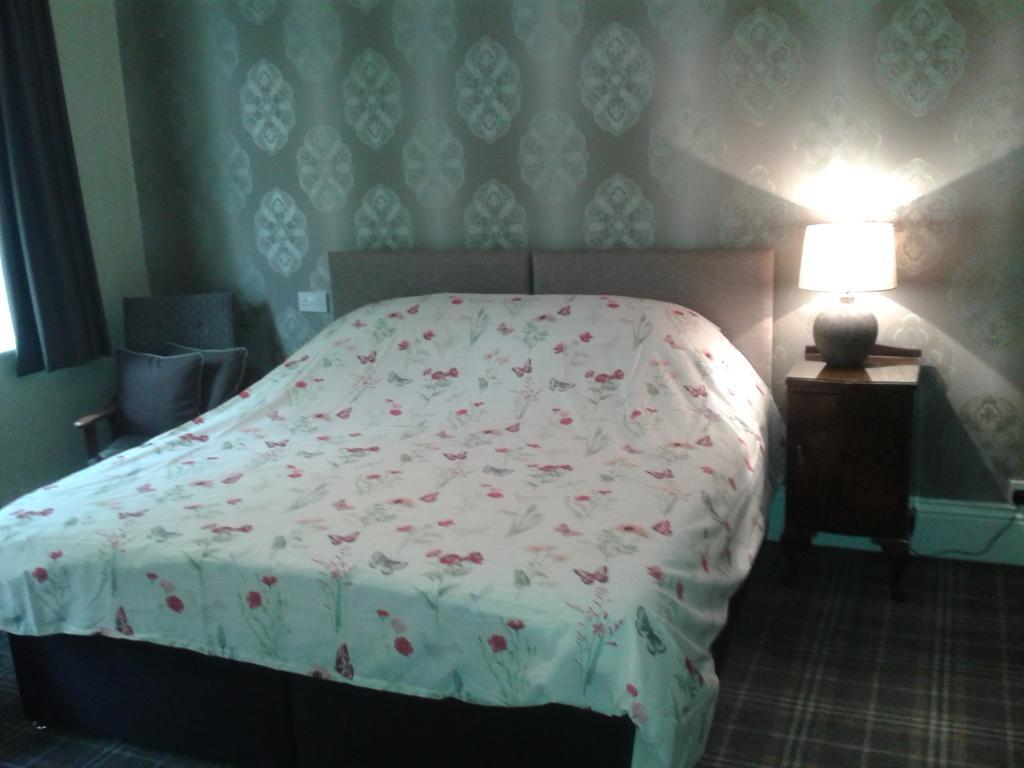 Oakfield Lodge Guest House Stockport Marple Экстерьер фото